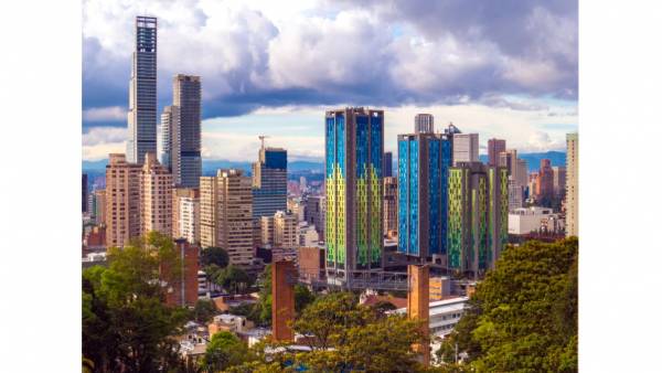 Oferta de oficinas en Bogotá continúa a la baja